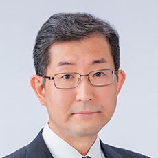 三戸　太郎 氏